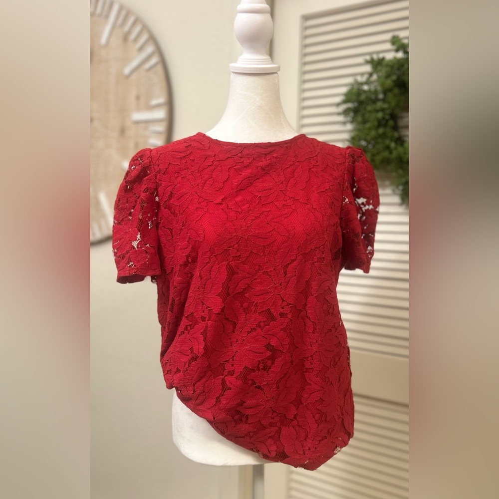 Liz Claiborne Red Floral Lace Short Sleeve Blouse